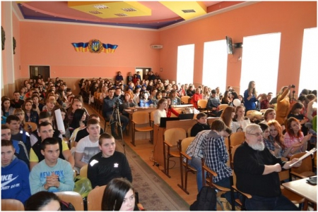 Свято гумору в Вінницькому гуманітарно-педагогічному коледжі